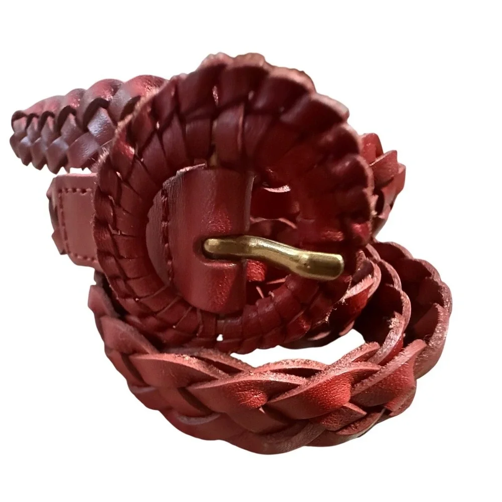American Eagle Red 100% Genuine Cow Leather Braided Belt Womens Medium NWOT‎